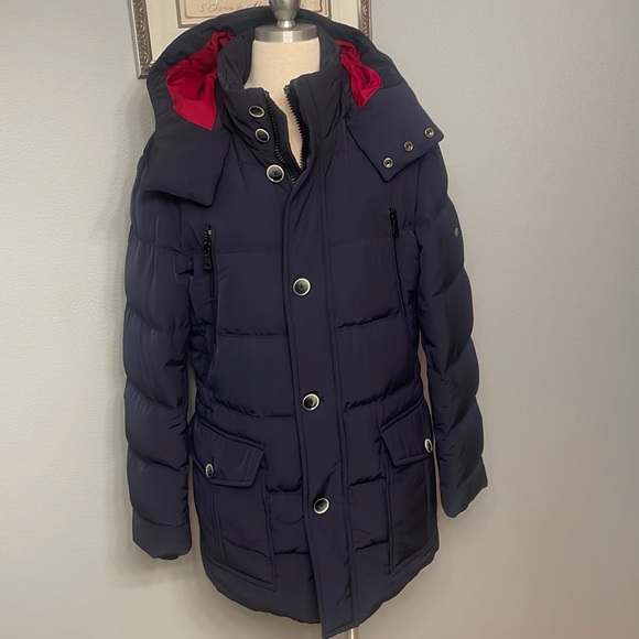 Hugo Boss Hooded Down Jacket in Water Repellent Fabric Size 36R Medium